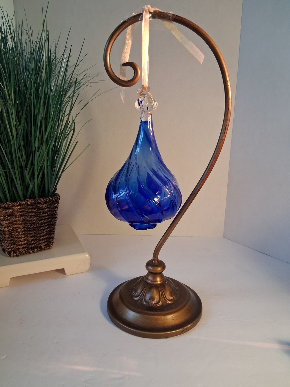 VTG Studio Cobalt Blue Hand Blown Art Glass Teardrop Ornament; Mint